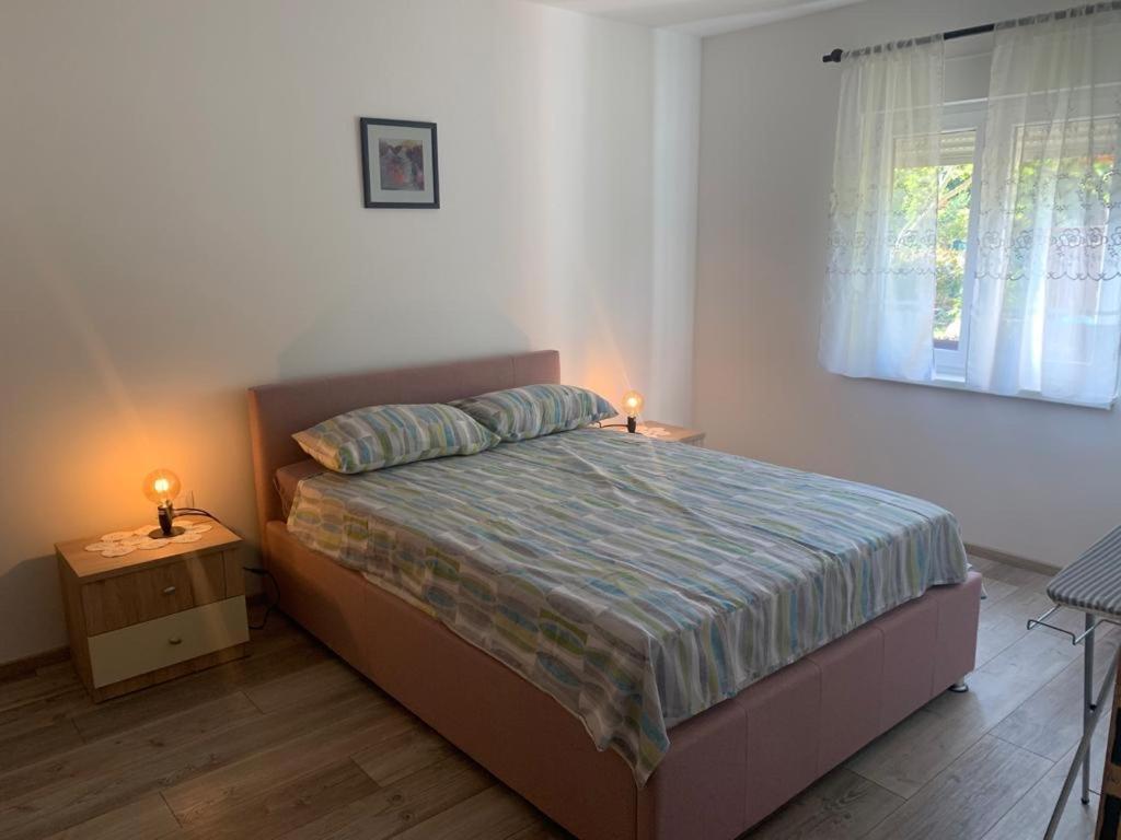 Apartman Dalija Vinkuran Exterior photo